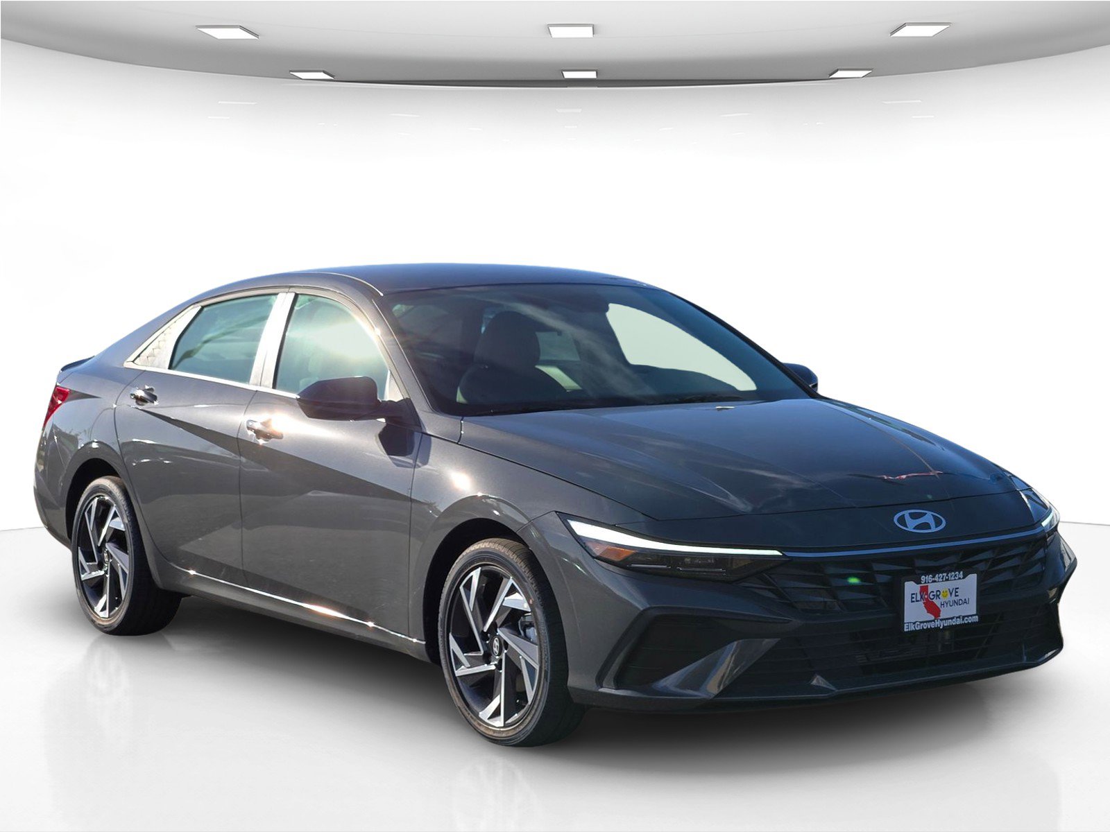 New 2025 Hyundai Elantra SEL image 10
