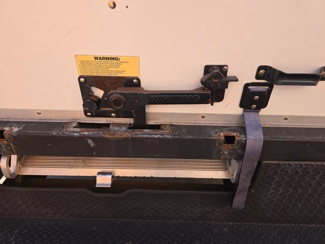 Used 2018 Chevrolet Express 3500 Extended w/ Power Convenience Package RWD image 10