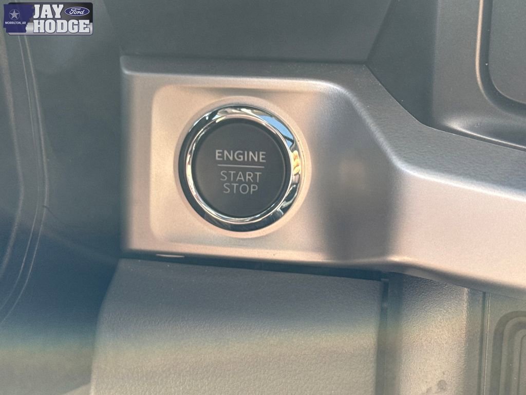 Used 2025 Ford F250 XLT w/ Black Appearance Package image 36