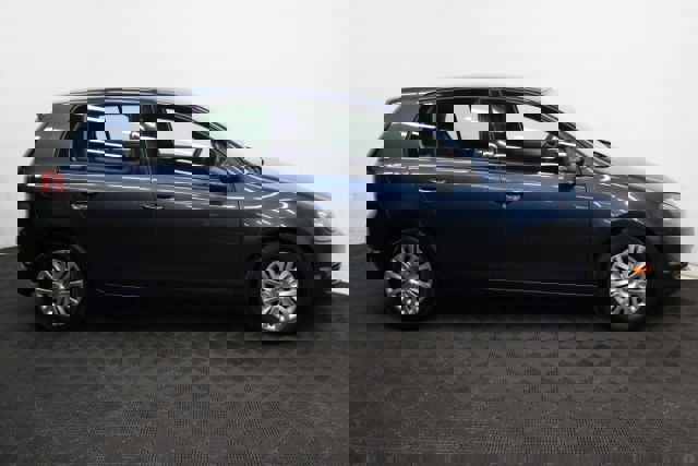 Used 2014 Volkswagen Golf 2.5L image 4