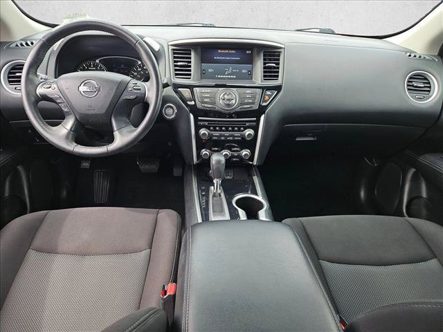 Used 2020 Nissan Pathfinder SV FWD image 18