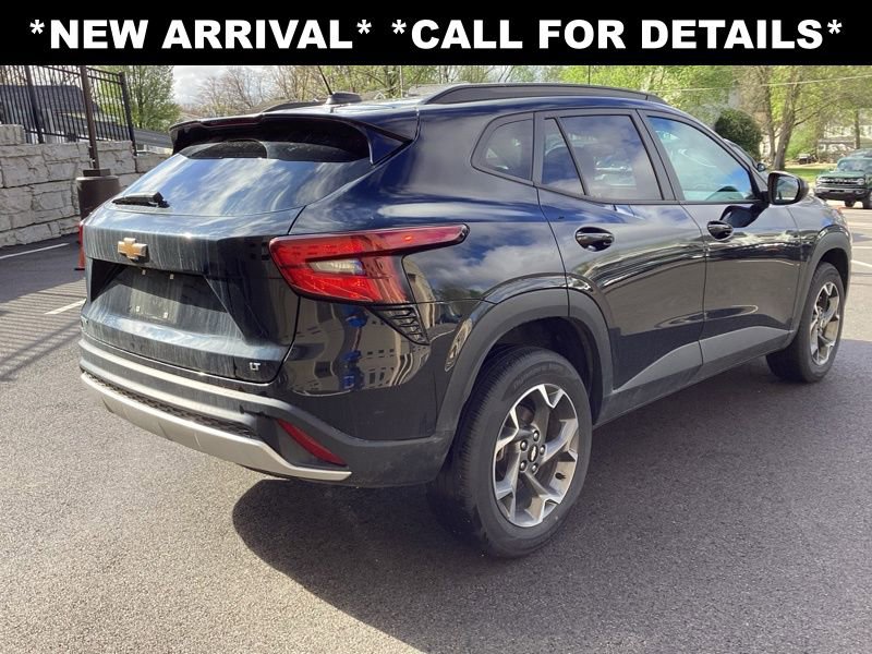 Used 2024 Chevrolet Trax LT image 7