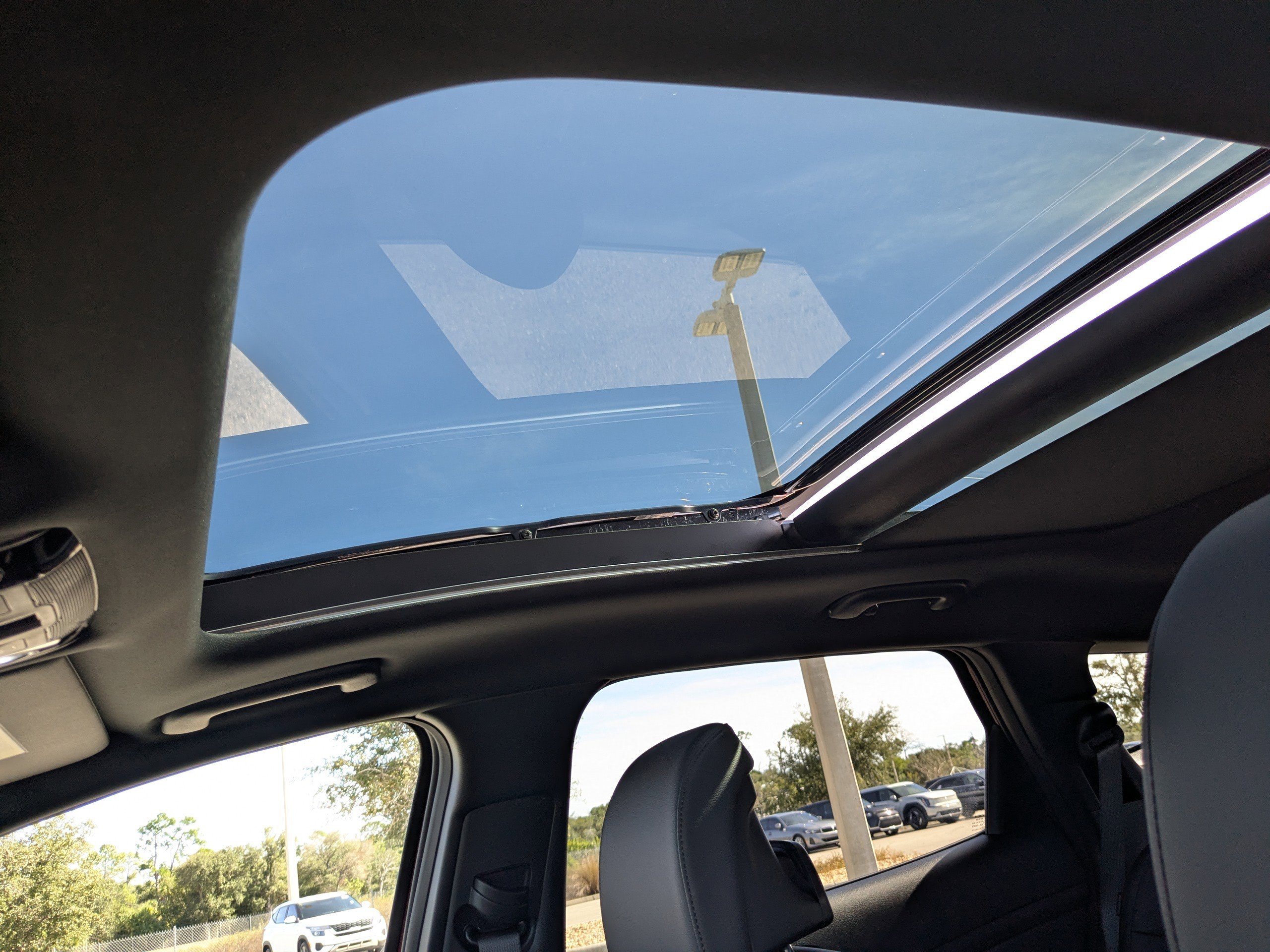 Used 2025 Kia Sportage X-Line image 24