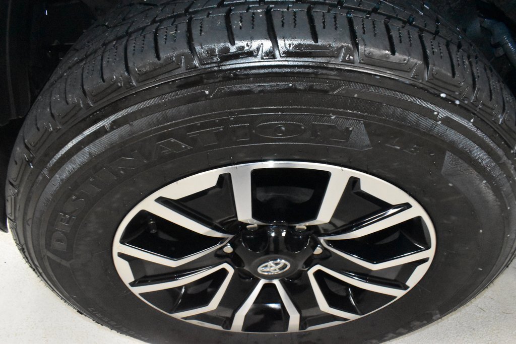 Certified 2023 Toyota Tacoma TRD Sport image 9