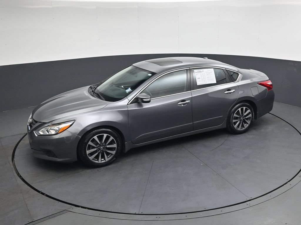 Used 2017 Nissan Altima 2.5 SV w/ Convenience Package FWD image 39