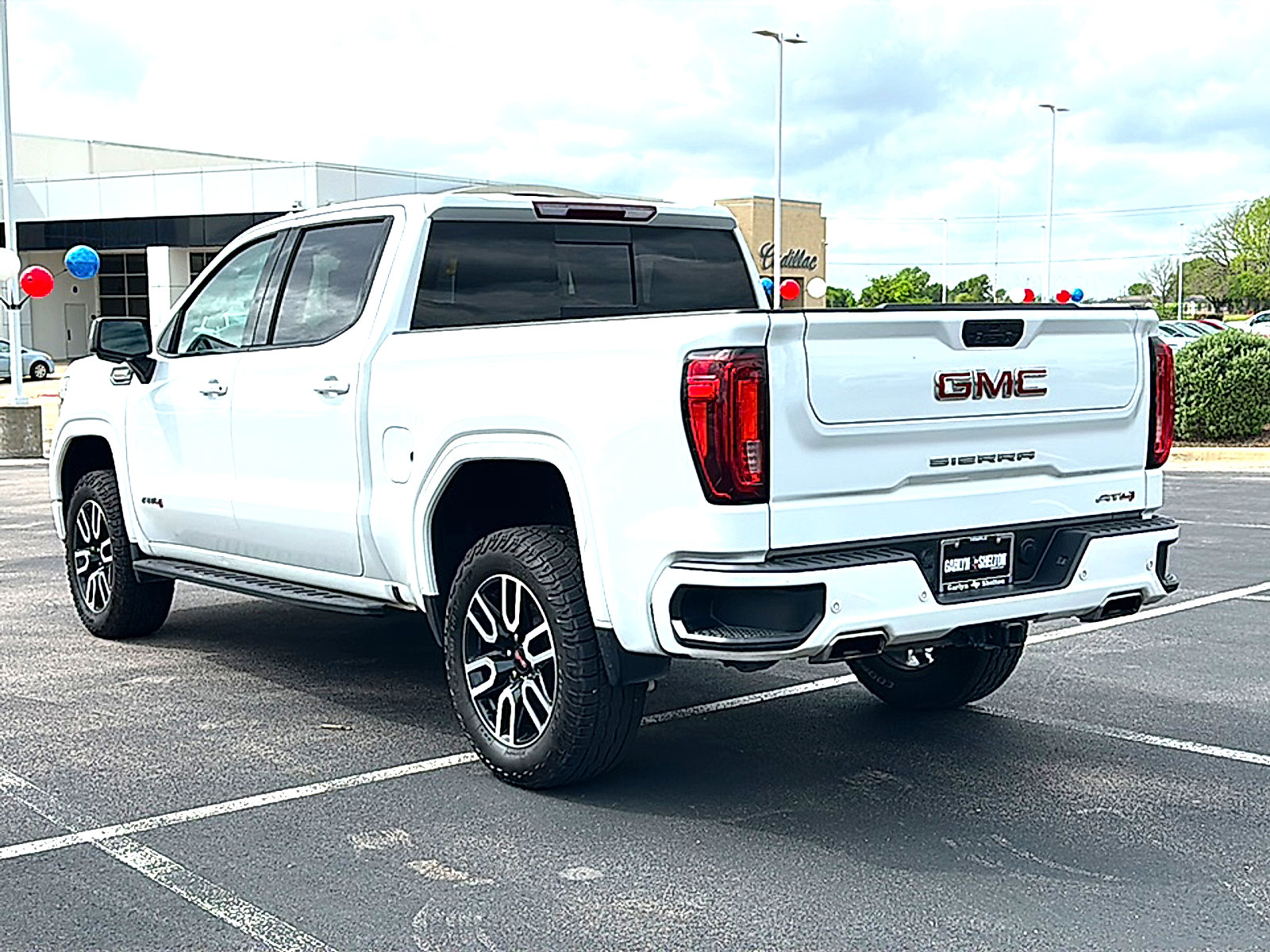Used 2022 GMC Sierra 1500 AT4 w/ AT4 Preferred Package image 6
