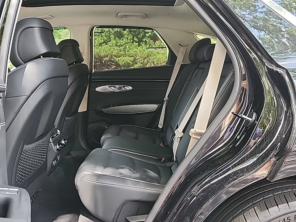 Certified 2025 Genesis Electrified GV70 w/ Prestige Package AWD/4WD image 28