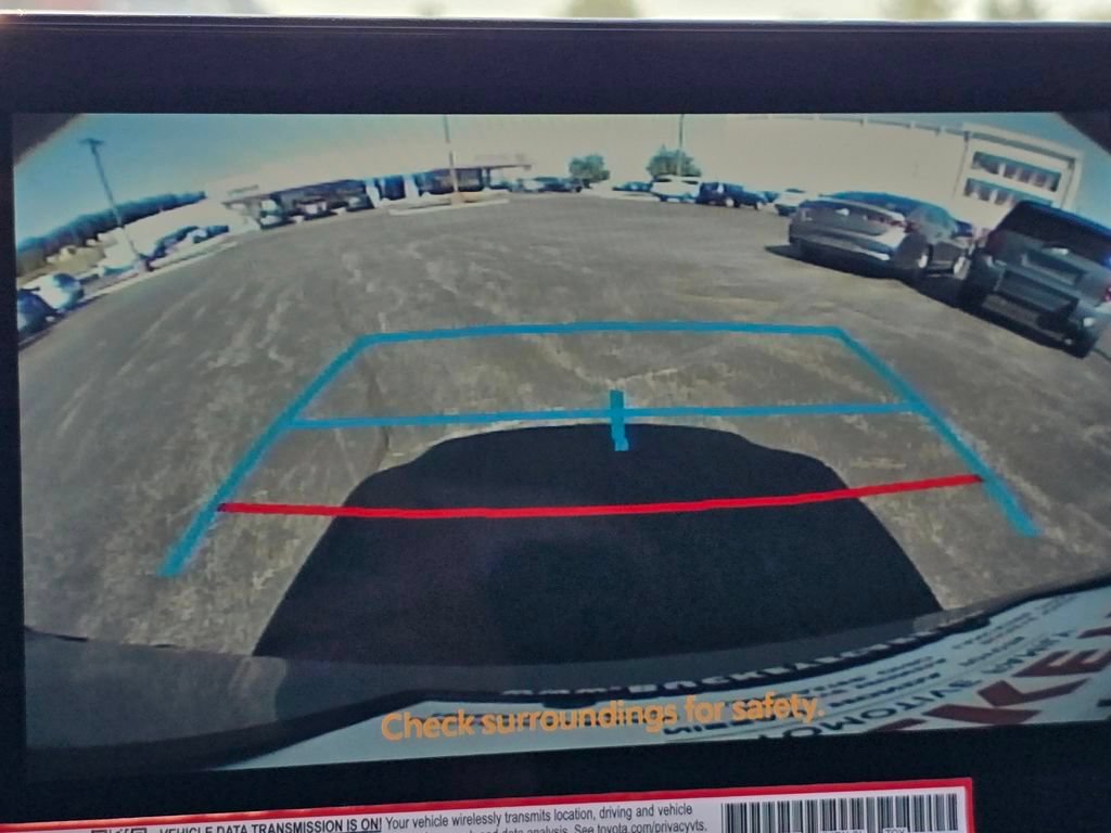 Used 2025 Toyota Sienna XSE w/ XSE Plus Package FWD image 9