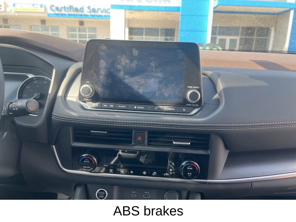 Used 2023 Nissan Rogue SV AWD/4WD image 20