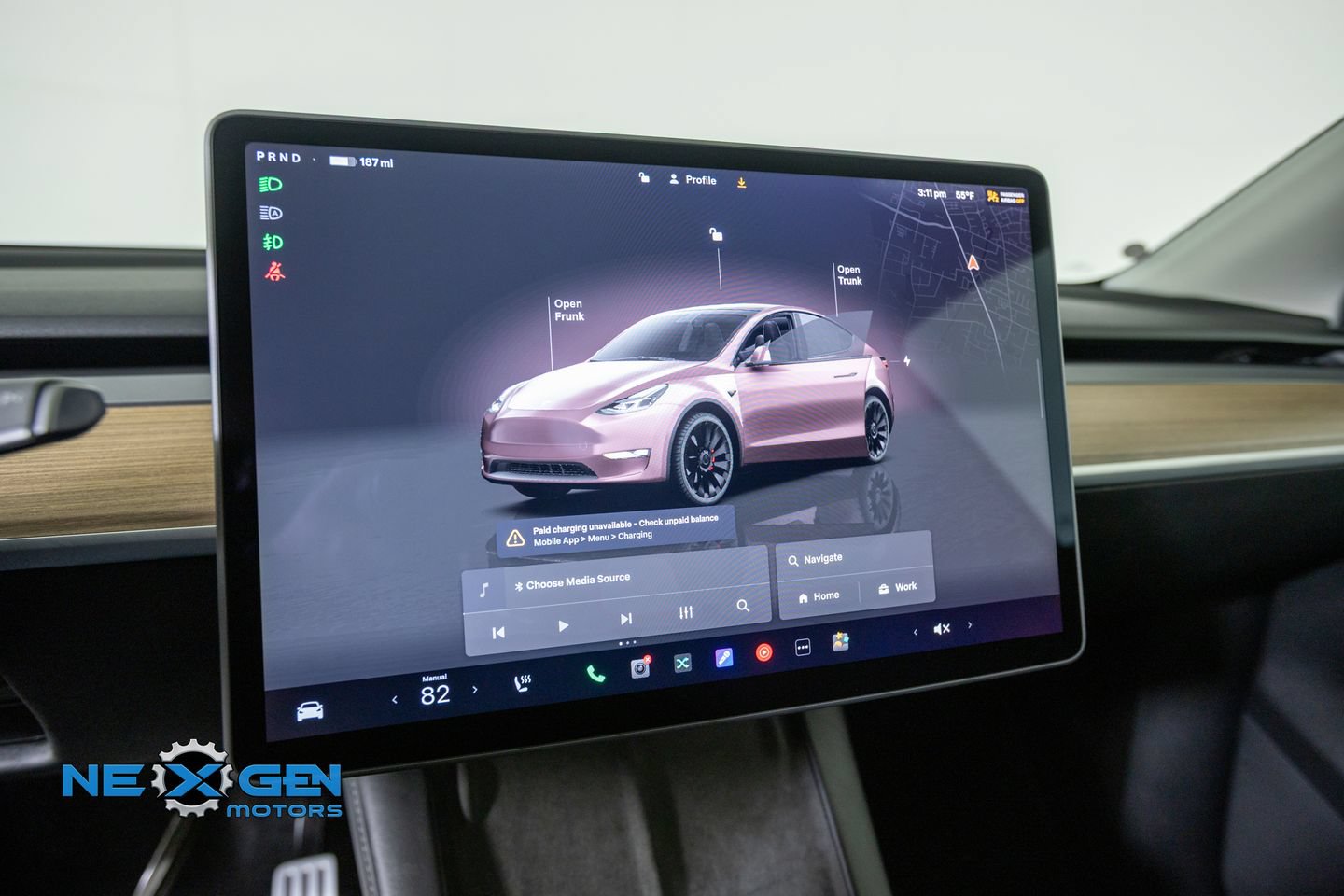 Used 2025 Tesla Model Y Performance AWD/4WD image 17