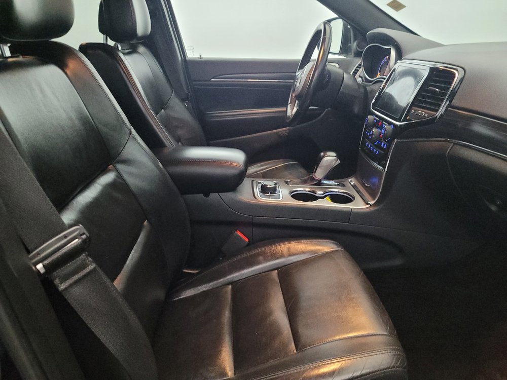 Used 2020 Jeep Grand Cherokee Limited AWD/4WD image 21