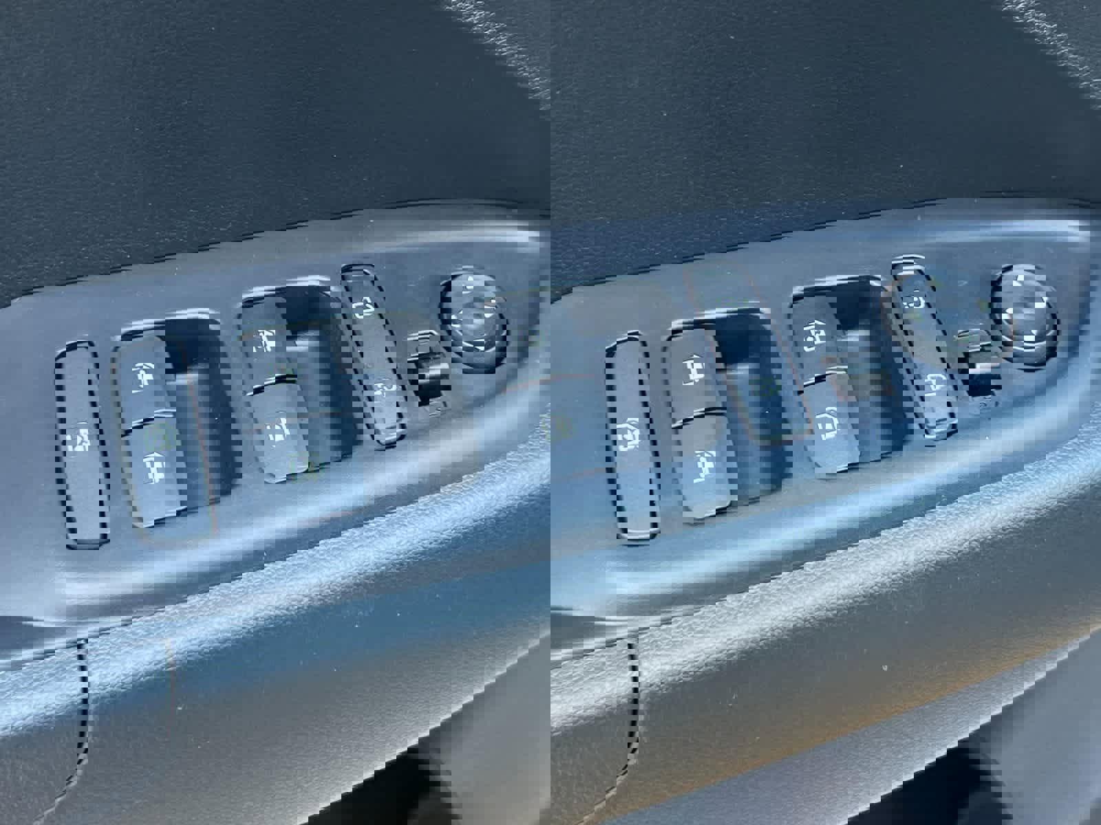 New 2026 Hyundai Venue SEL image 13