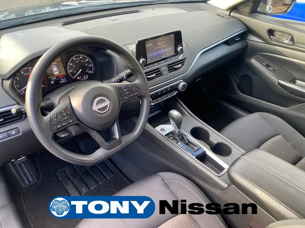 Used 2024 Nissan Altima 2.5 S FWD image 32