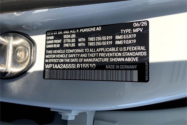 New 2025 Porsche Macan image 42