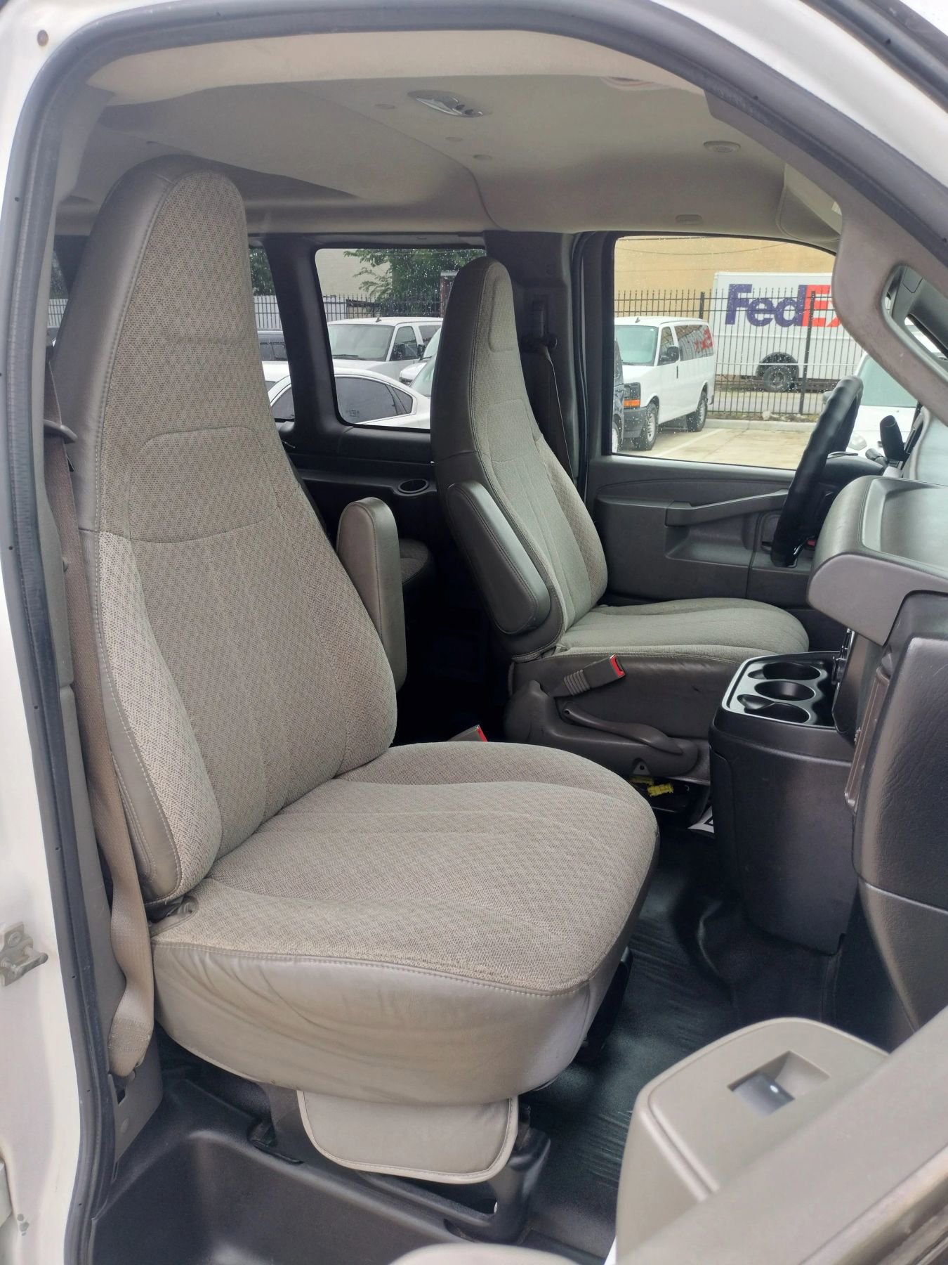 Used 2017 Chevrolet Express 2500 LS image 20