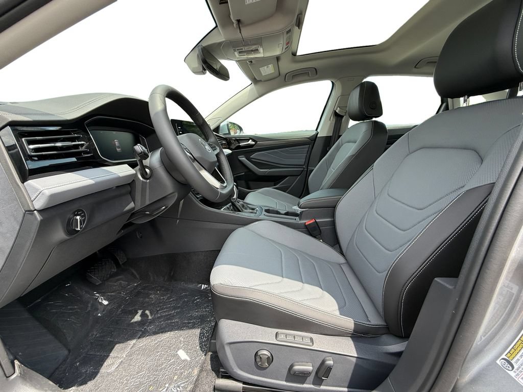 New 2026 Volkswagen Jetta SEL FWD image 9