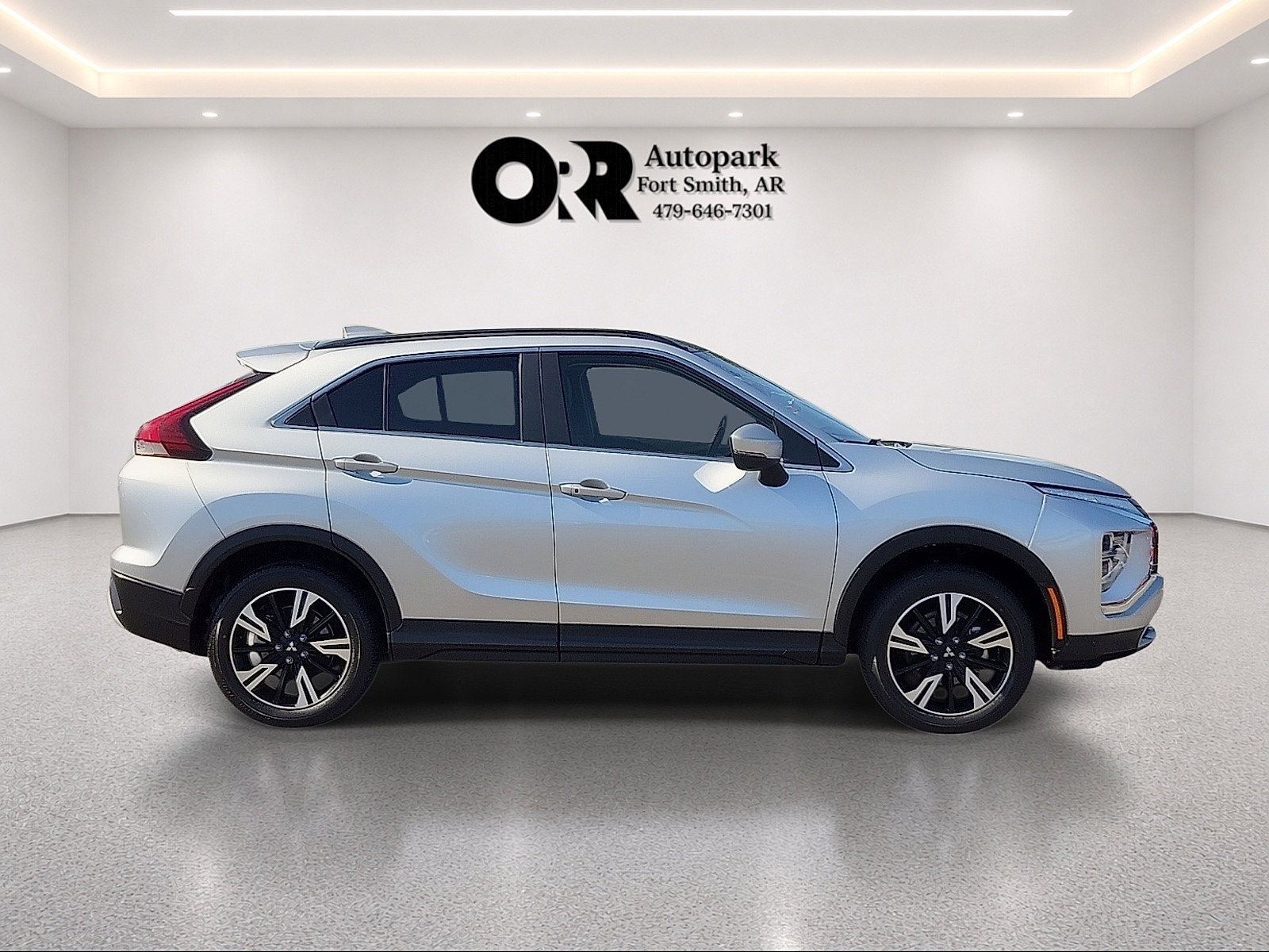 Used 2025 Mitsubishi Eclipse Cross SE AWD/4WD image 6