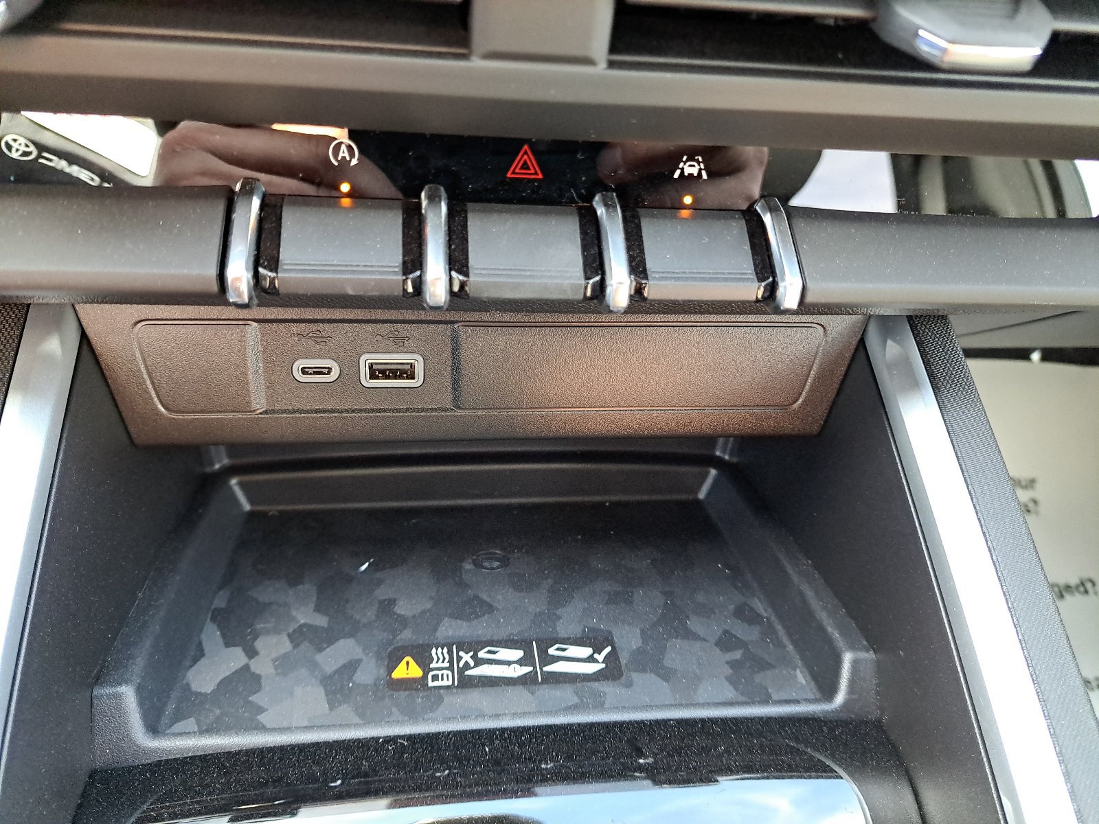 New 2026 Chevrolet Colorado Trail Boss w/ Off-Road Front Bumper Package AWD/4WD image 36