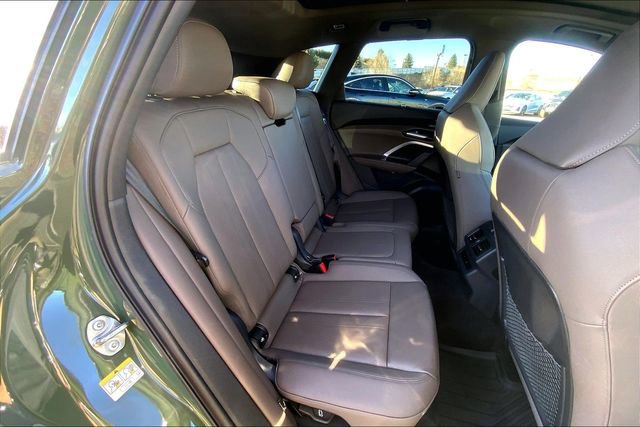 Certified 2025 Audi Q5 Premium Plus w/ Premium Plus image 19