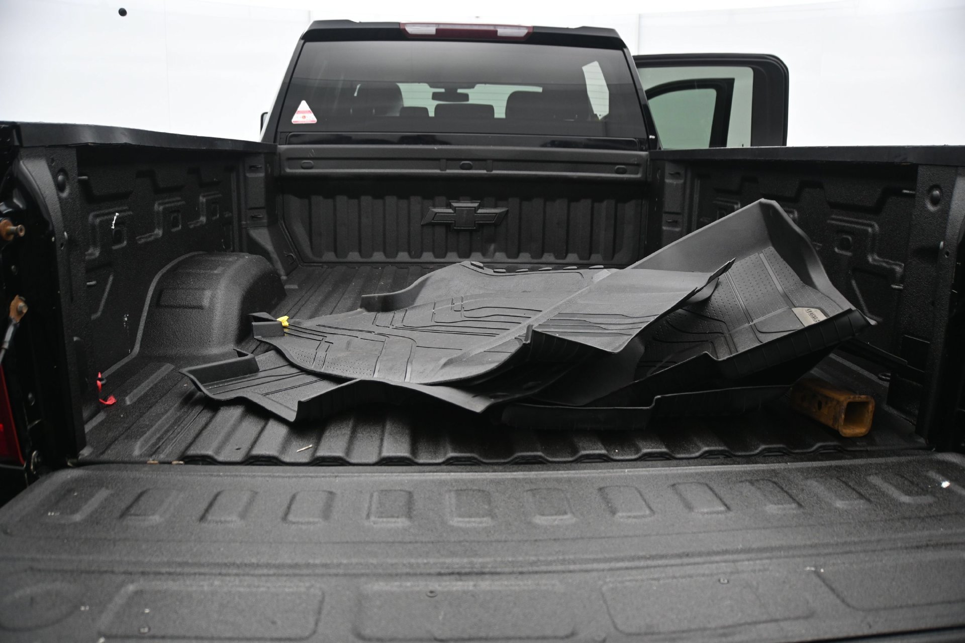 Used 2022 Chevrolet Silverado 2500 Custom w/ Custom Value Package AWD/4WD image 15