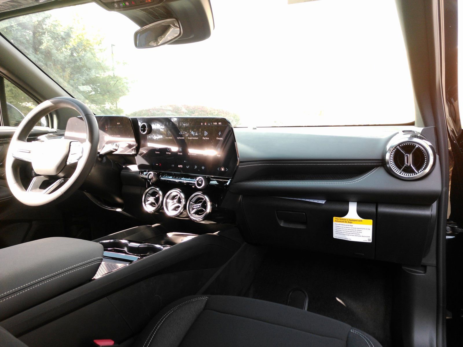 New 2026 Chevrolet Blazer EV LT AWD/4WD image 13