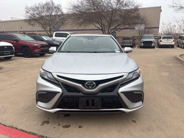 Used 2022 Toyota Camry XSE image 2