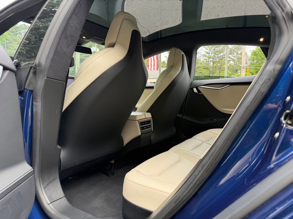 Used 2020 Tesla Model S Long Range Plus AWD/4WD image 29