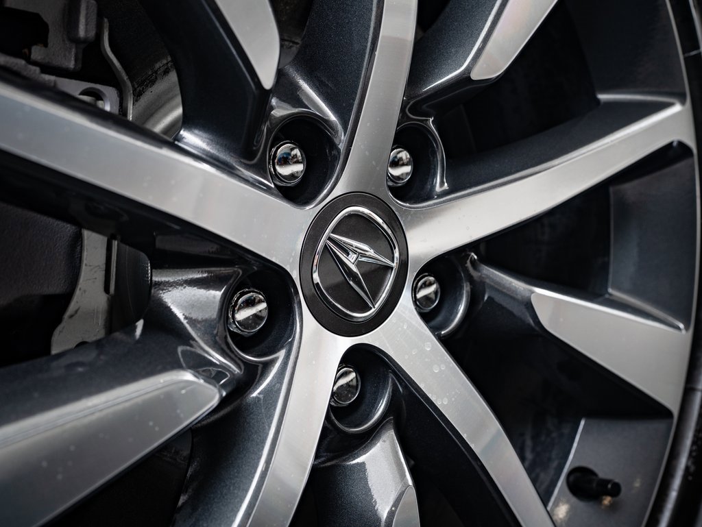 Used 2025 Acura MDX SH-AWD w/ Technology Package image 8