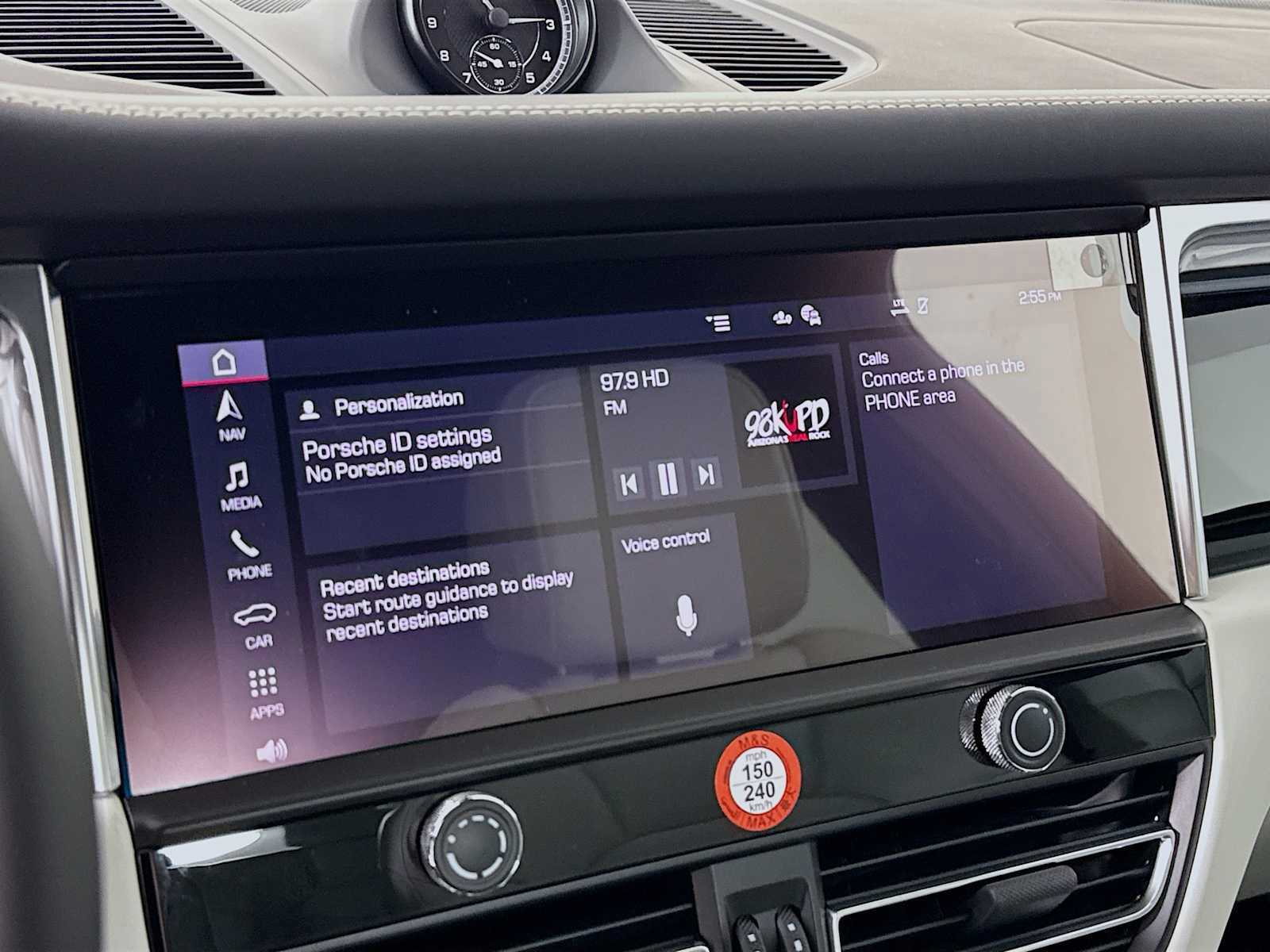 New 2026 Porsche Macan S image 18