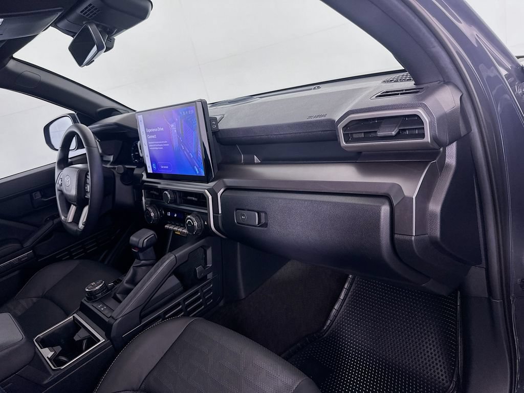 Certified 2025 Toyota 4Runner TRD Off-Road Premium AWD/4WD image 30