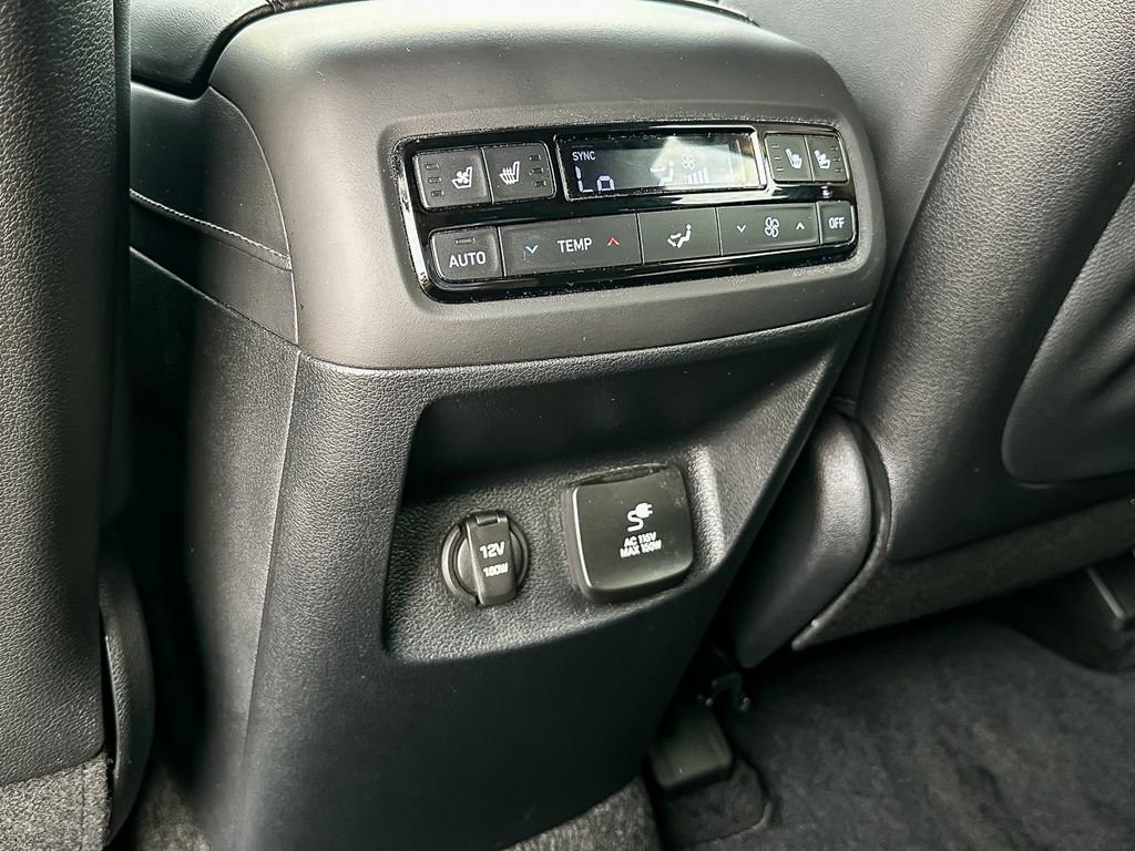 Used 2025 Hyundai Palisade Calligraphy image 31