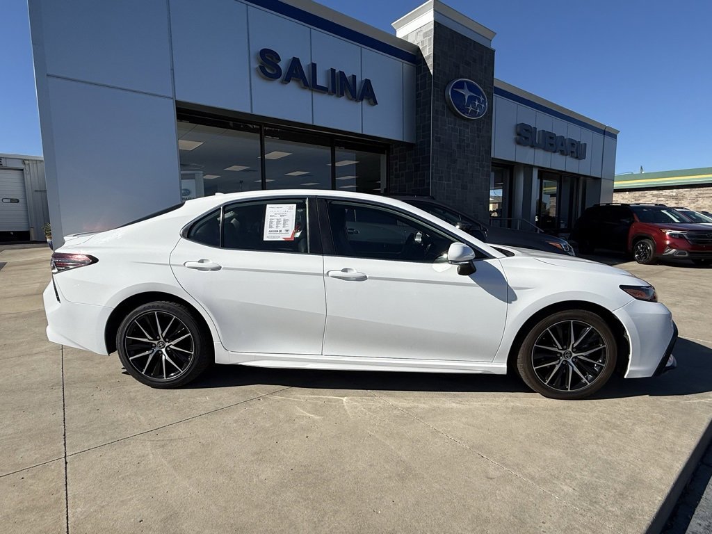 Used 2023 Toyota Camry SE image 24