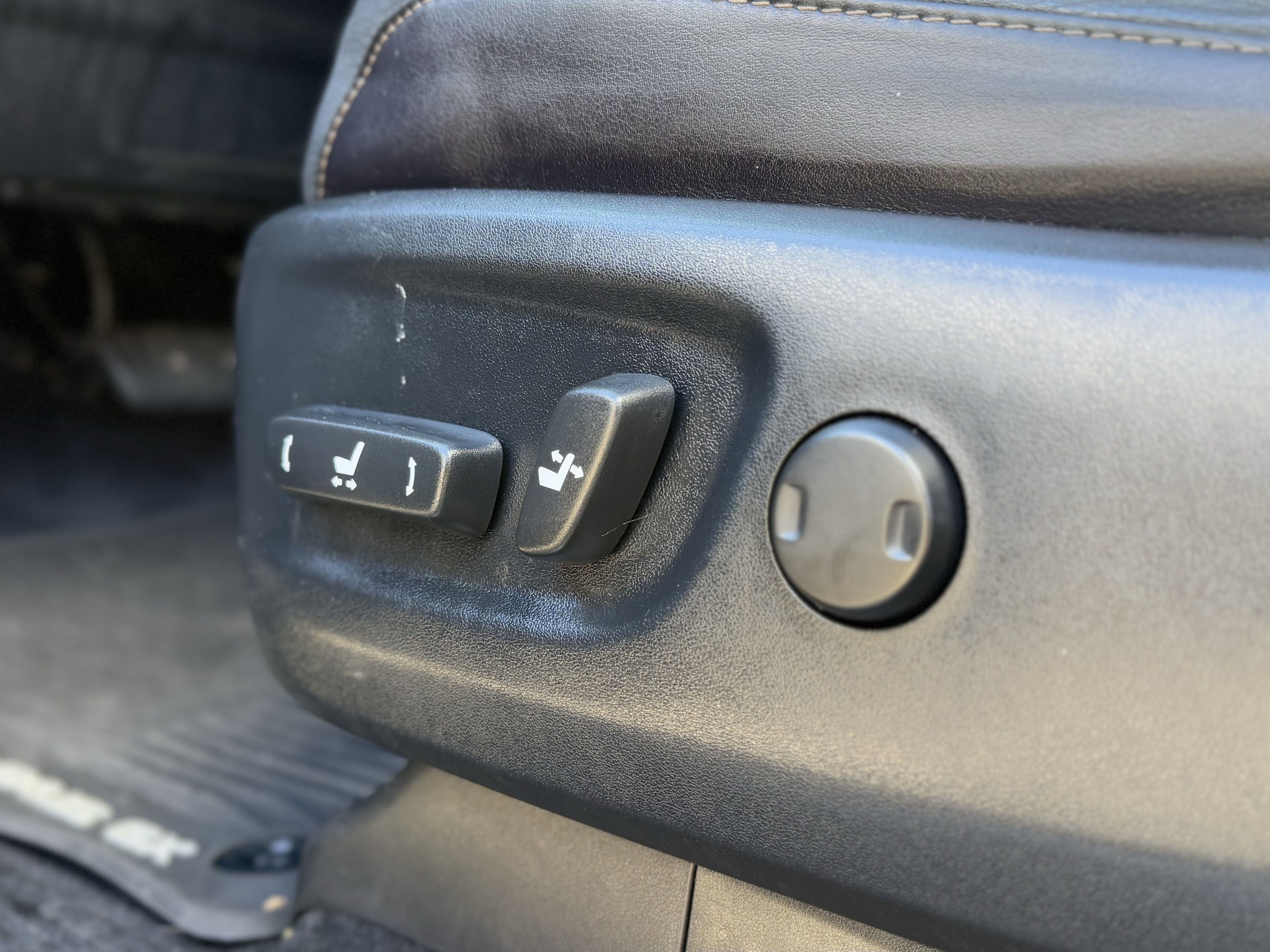 Used 2017 Lexus GX 460 image 29