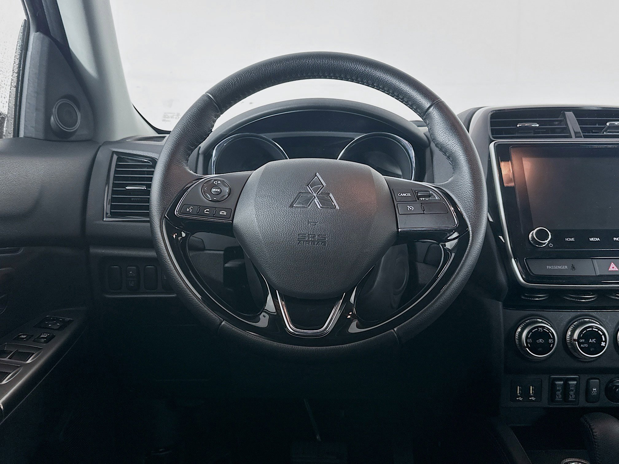 Used 2025 Mitsubishi Outlander Sport SE image 18