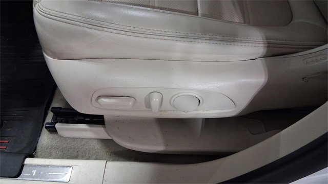 Used 2022 GMC Acadia Denali w/ Denali Technology Package image 28