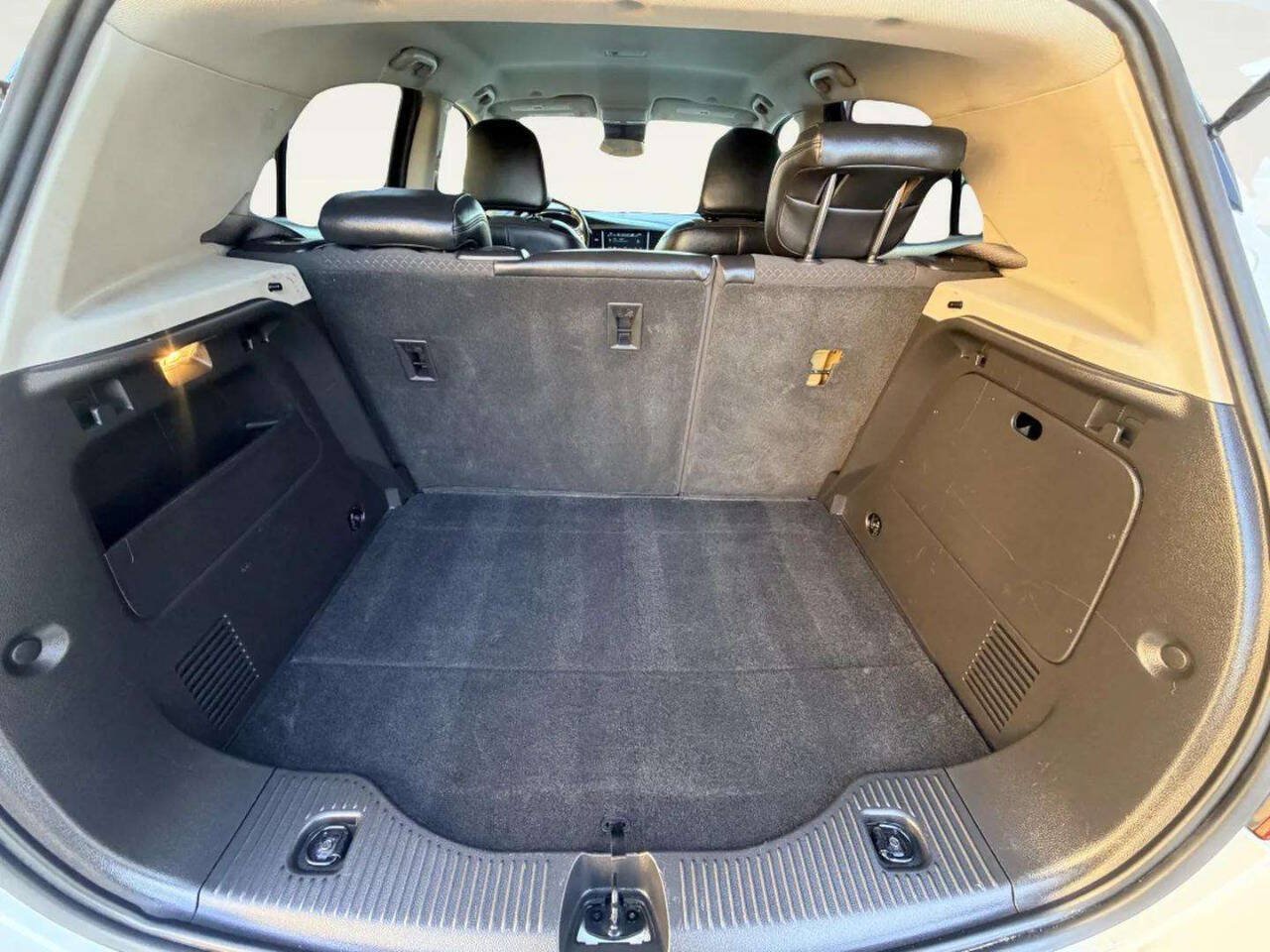 Used 2019 Buick Encore Preferred FWD image 5