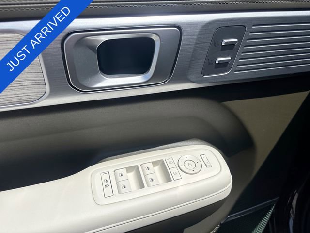 Used 2024 Hyundai Santa Fe Calligraphy FWD image 13