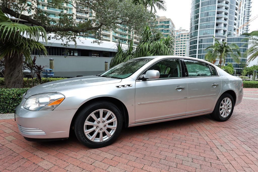 Used 2009 Buick Lucerne CX FWD image 4