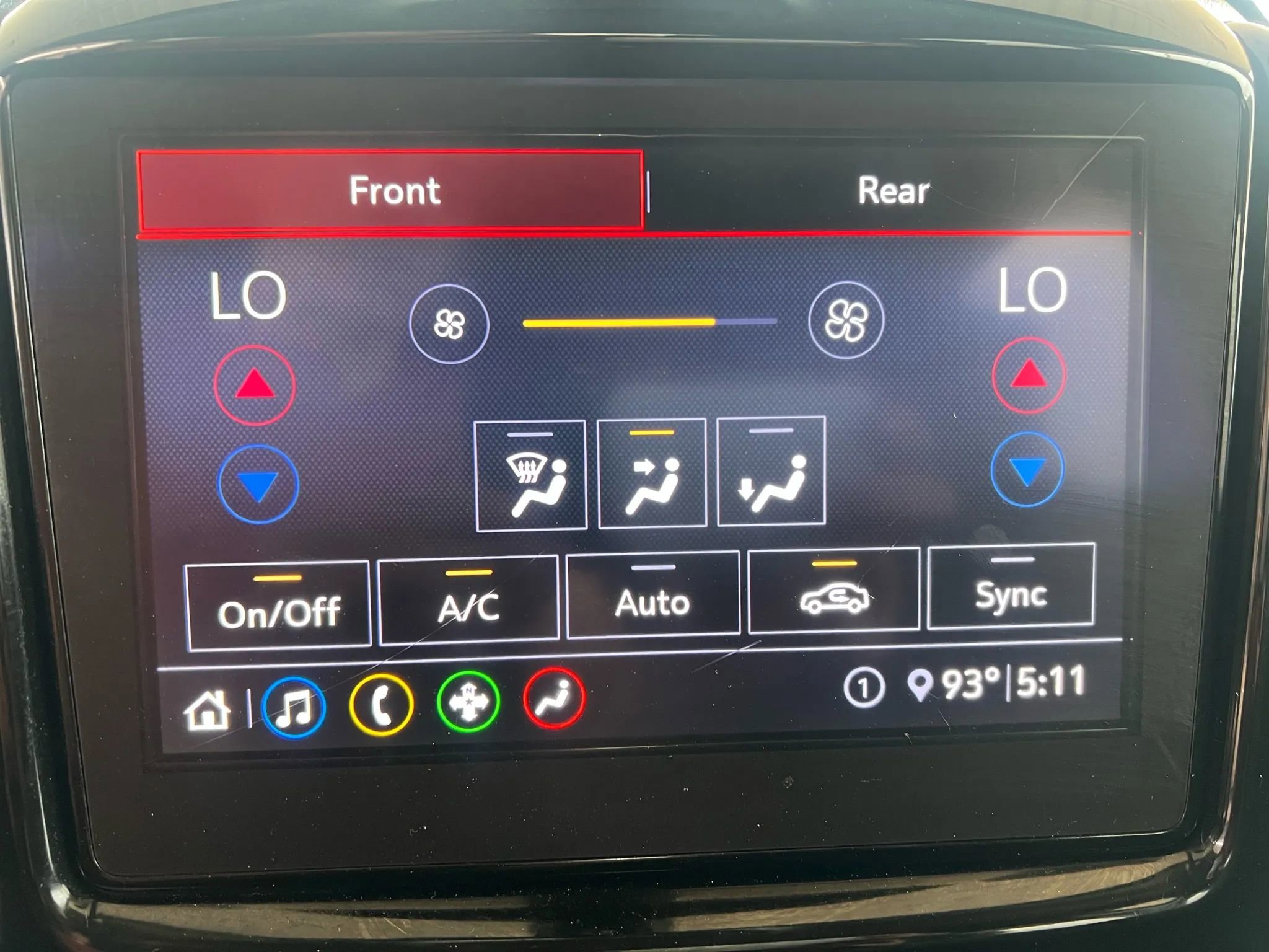 Used 2021 Chevrolet Traverse LT image 20
