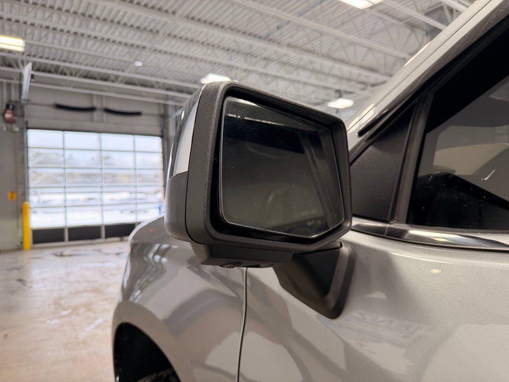 Used 2023 Chevrolet Silverado 1500 LTZ w/ LTZ Convenience Package II AWD/4WD image 20