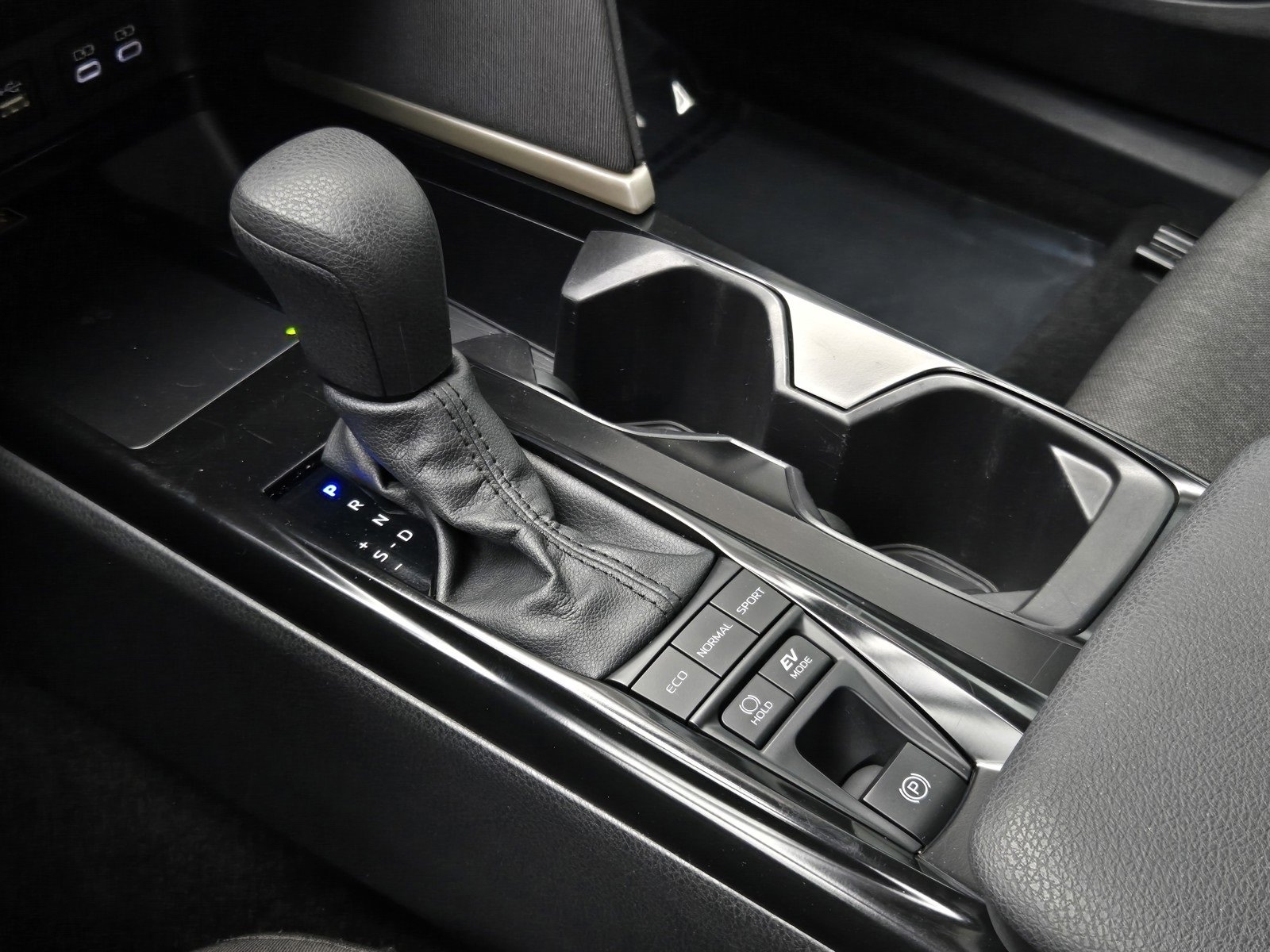 Certified 2025 Toyota Camry LE image 17