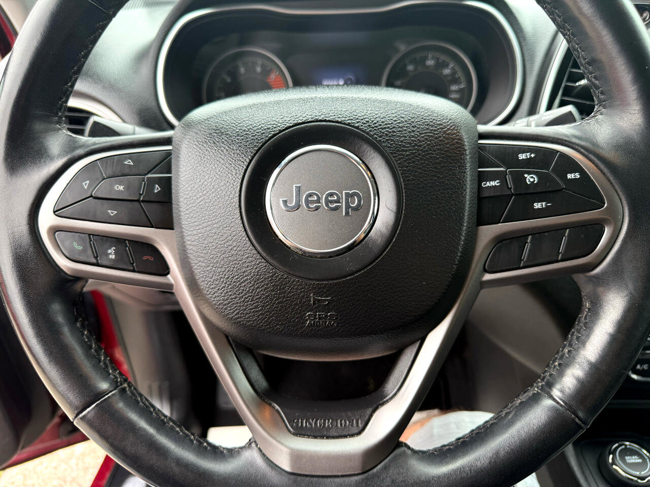 Used 2019 Jeep Cherokee Limited image 31