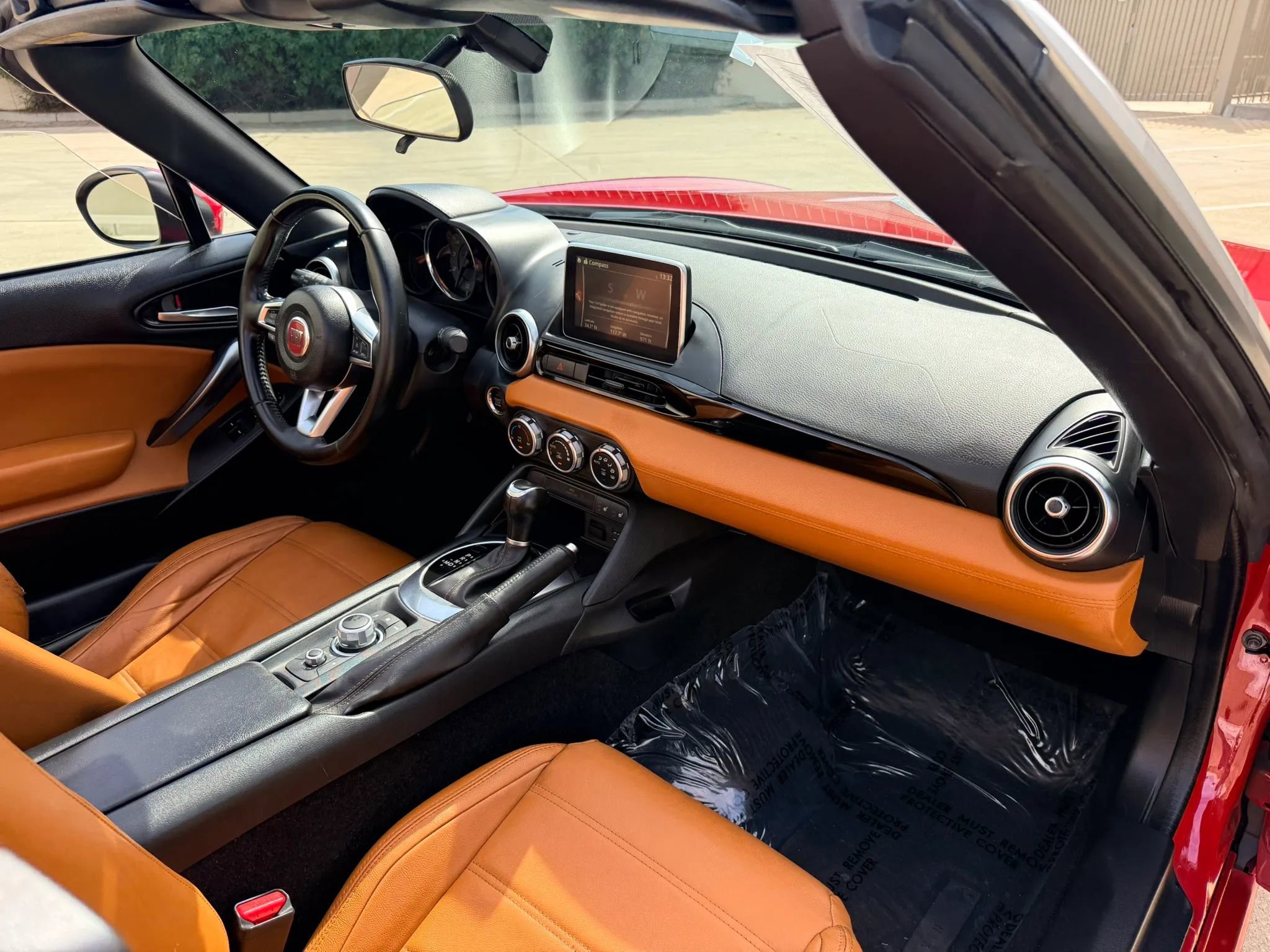 Used 2019 FIAT 124 Spider Lusso w/ Visibility Group image 21