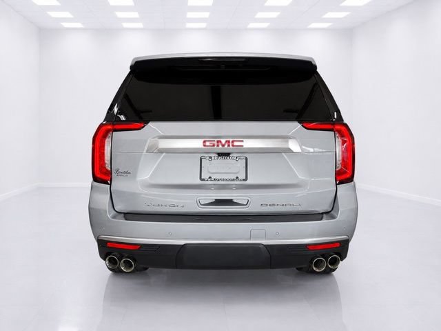Used 2024 GMC Yukon Denali w/ Advanced Technology Package AWD/4WD image 9