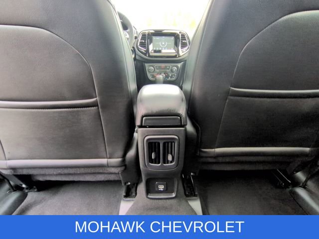 Used 2021 Jeep Compass Latitude w/ Sun and Sound Group AWD/4WD image 23