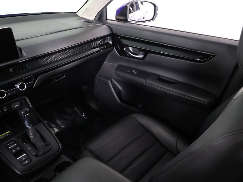 Used 2025 Honda CR-V EX-L image 37
