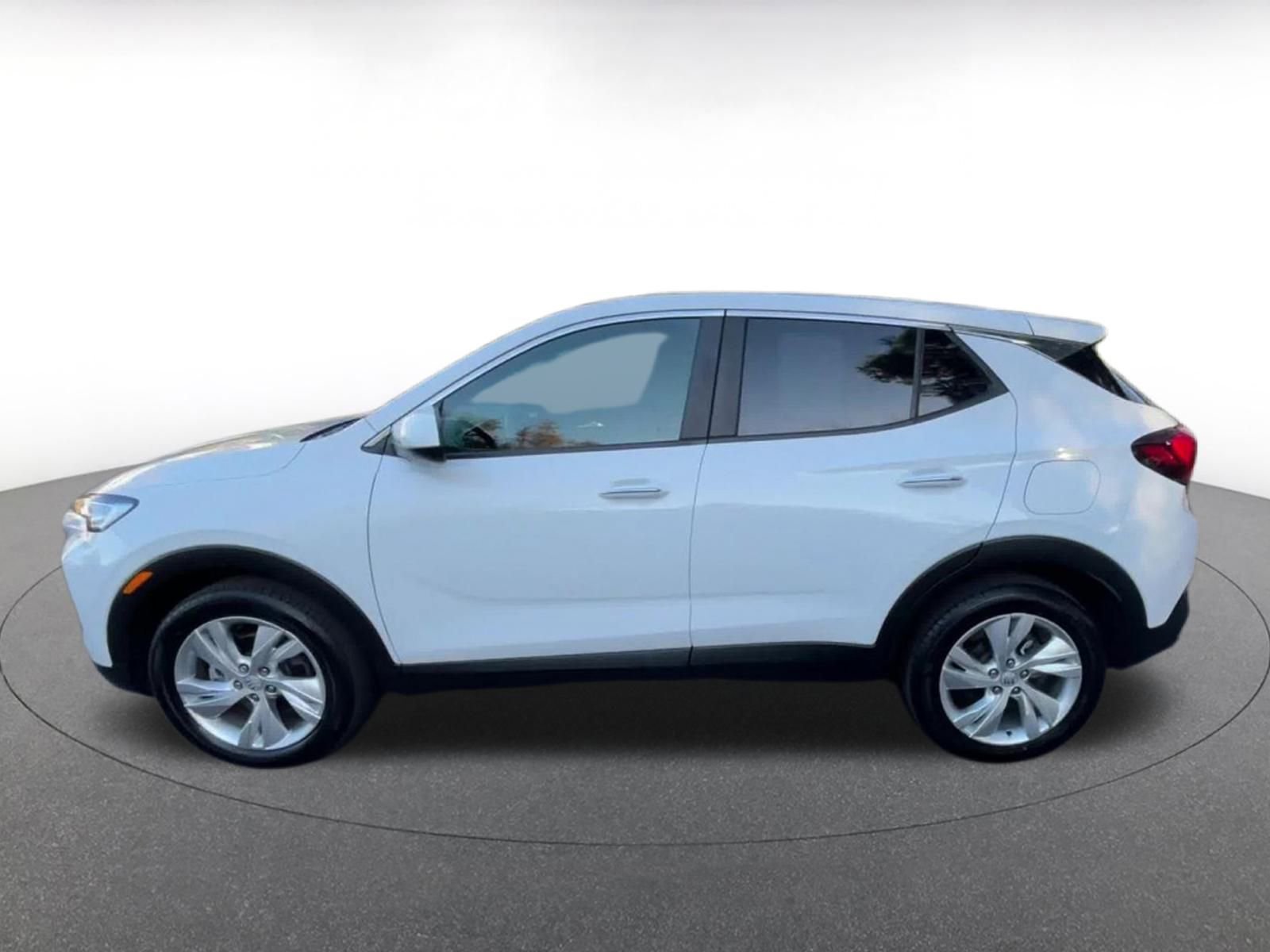 Used 2025 Buick Encore GX Preferred image 9