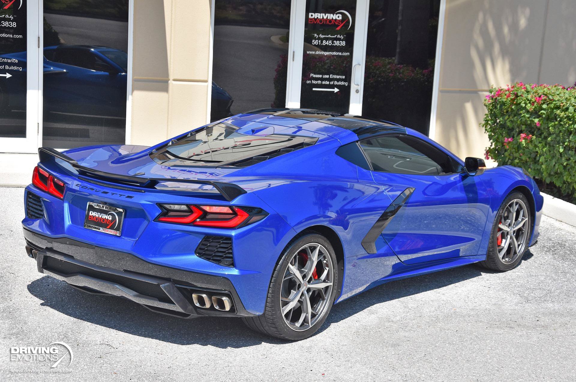 Used 2020 Chevrolet Corvette Stingray Premium Cpe w/ 3LT Preferred Equipment Group RWD image 37