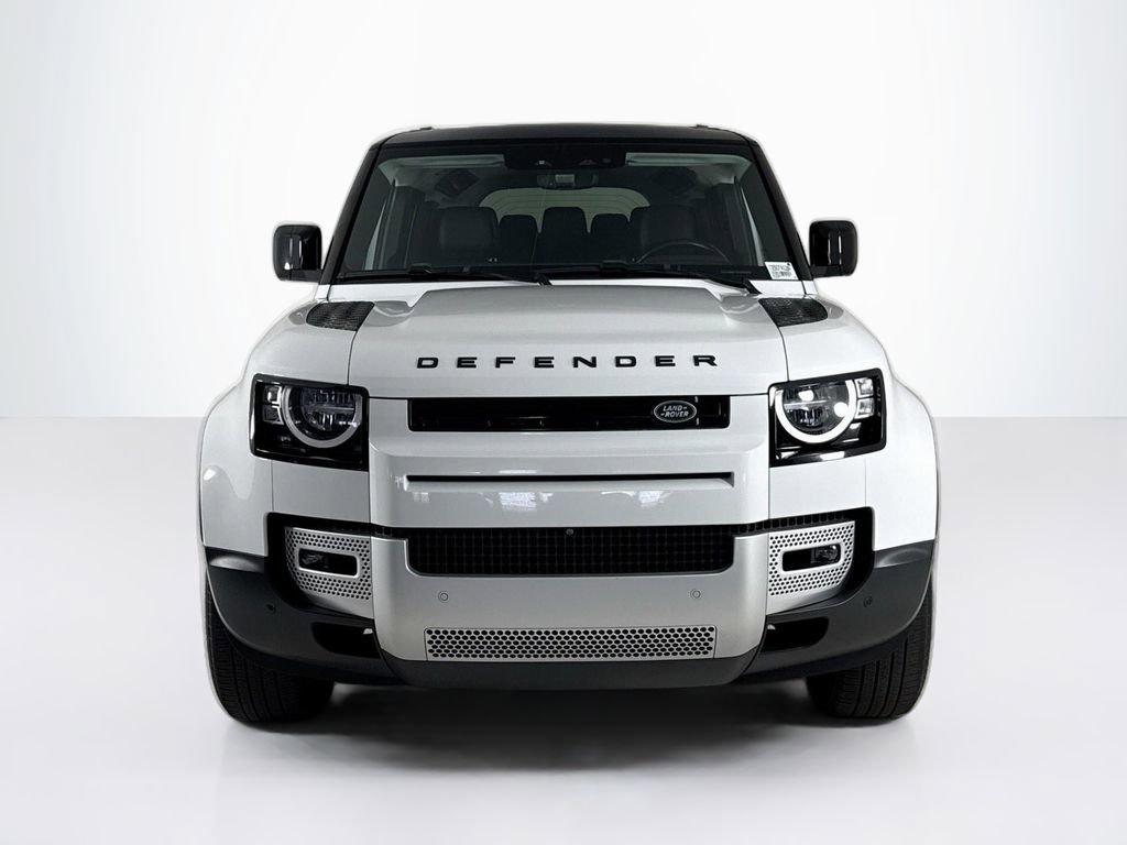 Used 2023 Land Rover Defender 110 S AWD/4WD image 8