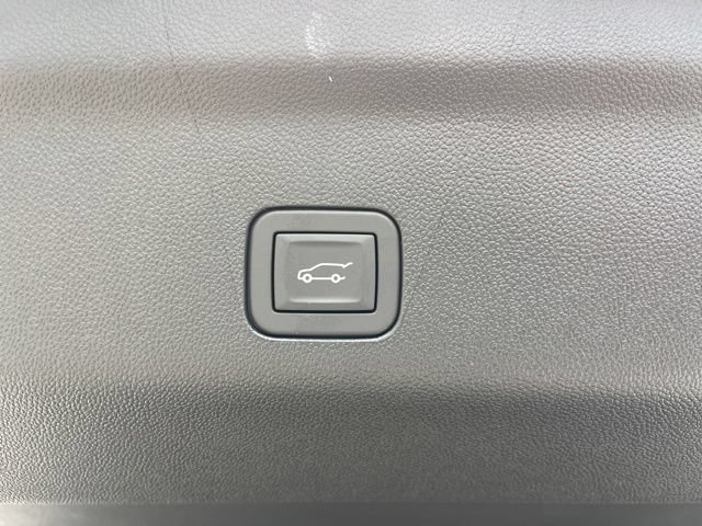 New 2026 Chevrolet Tahoe Premier RWD image 9